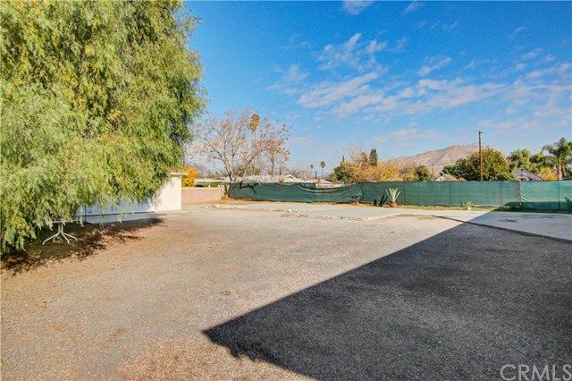 1175 Center St, Riverside, CA 92507